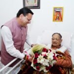 मुख्यमंत्री धामी ने पूर्व मुख्यमंत्री भुवन चंद्र खंडूरी को दीपावली की हार्दिक शुभकामनाएं एवं बधाइयां दीं