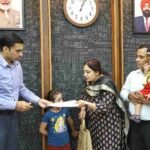 2 माह का वेतन सुरक्षा राशि दबाए बैठा था नामी गिरामी स्कूल, अनुभव प्रमाण देने में भी थी आनाकानी, डीएम साहब के संज्ञान के बाद स्कूल प्रबन्धन ने शिक्षिका का लम्बित वेतन, सुरक्षा राशि 78966 धनराशि को रातोंरात किया जारी