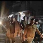 सेलाकुई क्षेत्र में पुलिस ने निकाला फ्लैग मार्च, फ्लैग मार्च के दौरान आमजन को दिलाया सुरक्षा का भरोसा, सतर्कता का दिया संदेश