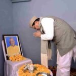 मुख्यमंत्री धामी ने विजयपुर तोक धनखल द्वाराहाट पहुंचकर पूर्व केंद्रीय राज्य मंत्री तथा नैनीताल सांसद अजय भट्ट के भाई  स्व0 राम दत्त के निधन पर शोक संवेदनाएं व्यक्त की