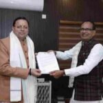 मुख्यमंत्री ने नई दिल्ली में केंद्रीय ग्रामीण विकास एवं कृषि मंत्री से की भेंट, उत्तराखण्ड की 184 ग्रामीण सड़कों के निर्माण के लिए ग्रामीण विकास मंत्रालय भारत सरकार ने मंजूर की रू. 1700 करोड़ रुपये की धनराशि