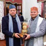 मुख्यमंत्री धामी से मुख्यमंत्री आवास में केंद्रीय राज्य मंत्री डॉ. राज भूषण चौधरी ने की शिष्टाचार भेंट