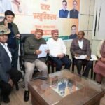 पूर्व सैनिकों ने सैनिक कल्याण मंत्री गणेश जोशी से की मुलाकात