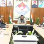 सॉलिड वेस्ट मैनेजमेंट की समीक्षा बैठक आयोजित मुख्य सचिव ने डोर-टू-डोर सफाई, सोर्स सेग्रीगेशन और प्रोसेसिंग क्षमता बढ़ाने के दिए निर्देश