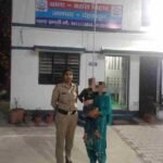दून पुलिस ने लौटाई परिवार के चेहरे पर मुस्कान, खेल-खेल में घर से भटक गया था 4 वर्षीय बालक, बालक को सकुशल वापस पाकर परिजनों ने ली राहत की सांस