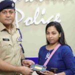 खोये मोबाइलों को वापस लौटाकर दून पुलिस ने बिखेरी चेहरों पर मुस्कान, अलग-अलग स्थानों से गुम हुए 70 लाख 45 हजार रू0 से अधिक मूल्य के 415 मोबाइल फोनों को किया रिकवर