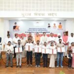 मुख्यमंत्री धामी ने 221 युवाओं को सौंपे नियुक्ति पत्र, बोले- राज्य में 33 हजार से अधिक युवाओं को मिला रोजगार