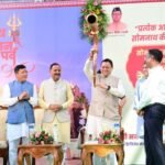 हर्रावाला से सोमनाथ के लिए विशेष रेल यात्रा रवाना, मुख्यमंत्री धामी ने 700 श्रद्धालुओं को दिखाई हरी झंडी