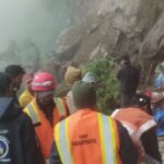 केदारनाथ यात्रा पर अस्थायी रोक, पैदल मार्ग पर बोल्डर गिरने से श्रद्धालुओं को रोका