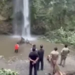 टाइगर फॉल्स में दर्दनाक हादसा, नहाते समय दो लोगों पर गिरा पेड़, मौके पर मौत