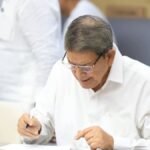 पूर्व CM हरीश रावत ने कांग्रेस के सभी पदों से दिया इस्तीफा, PA पर एक्शन के बाद बड़ा फैसला