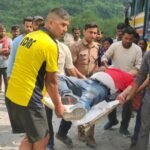 सहस्त्रधारा में सड़क से 50 मीटर नीचे खाई में गिरी कार, SDRF ने त्वरित रेस्क्यू कर तीन घायलों को निकाला सुरक्षित